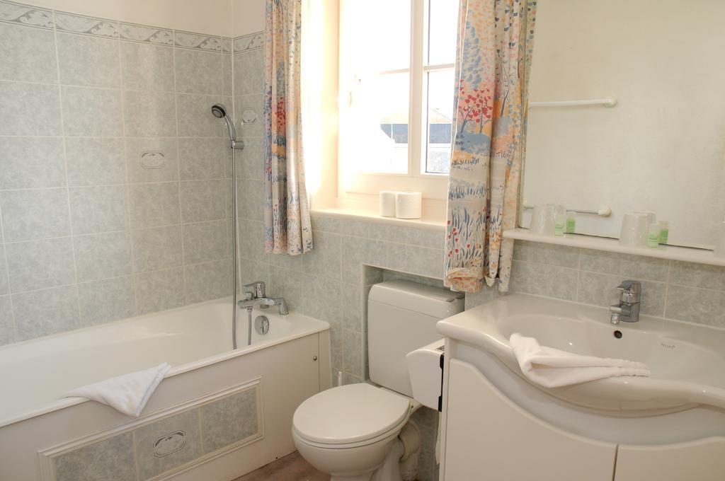 Hotel La Taverne Des Deux Augustins Etretat